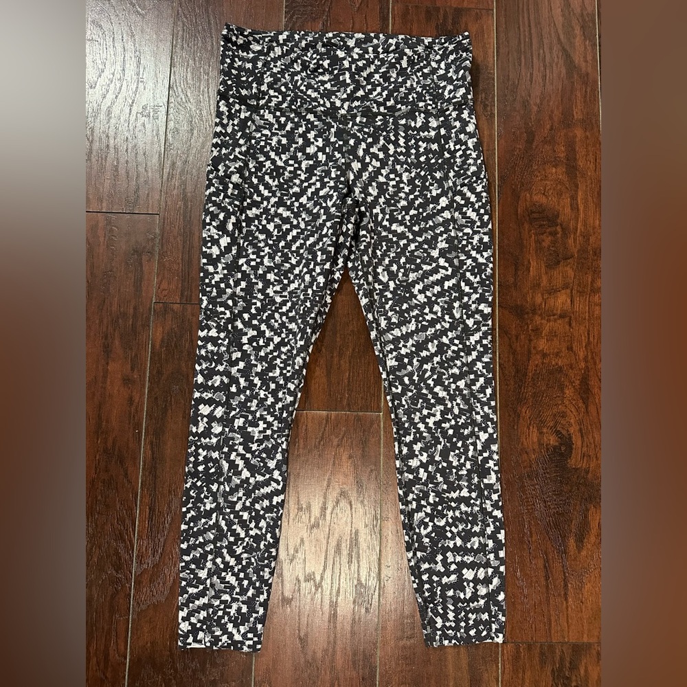 Lululemon Fast&Free size 10 HighRise 25" Pace Lace Graphite Grey Multi